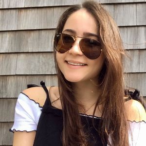 Meet your Posher, Sasha